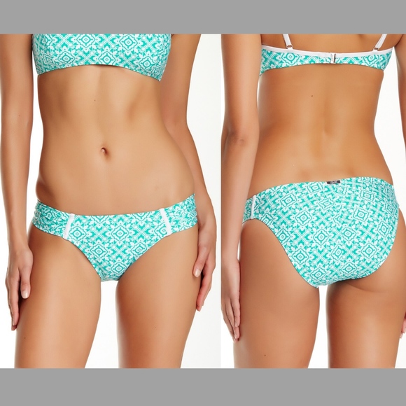NWT Laundry by Shelli Segal Hipster Bottom‎ in Aqua Reef [SZ Medium ] - Picture 1 of 4
